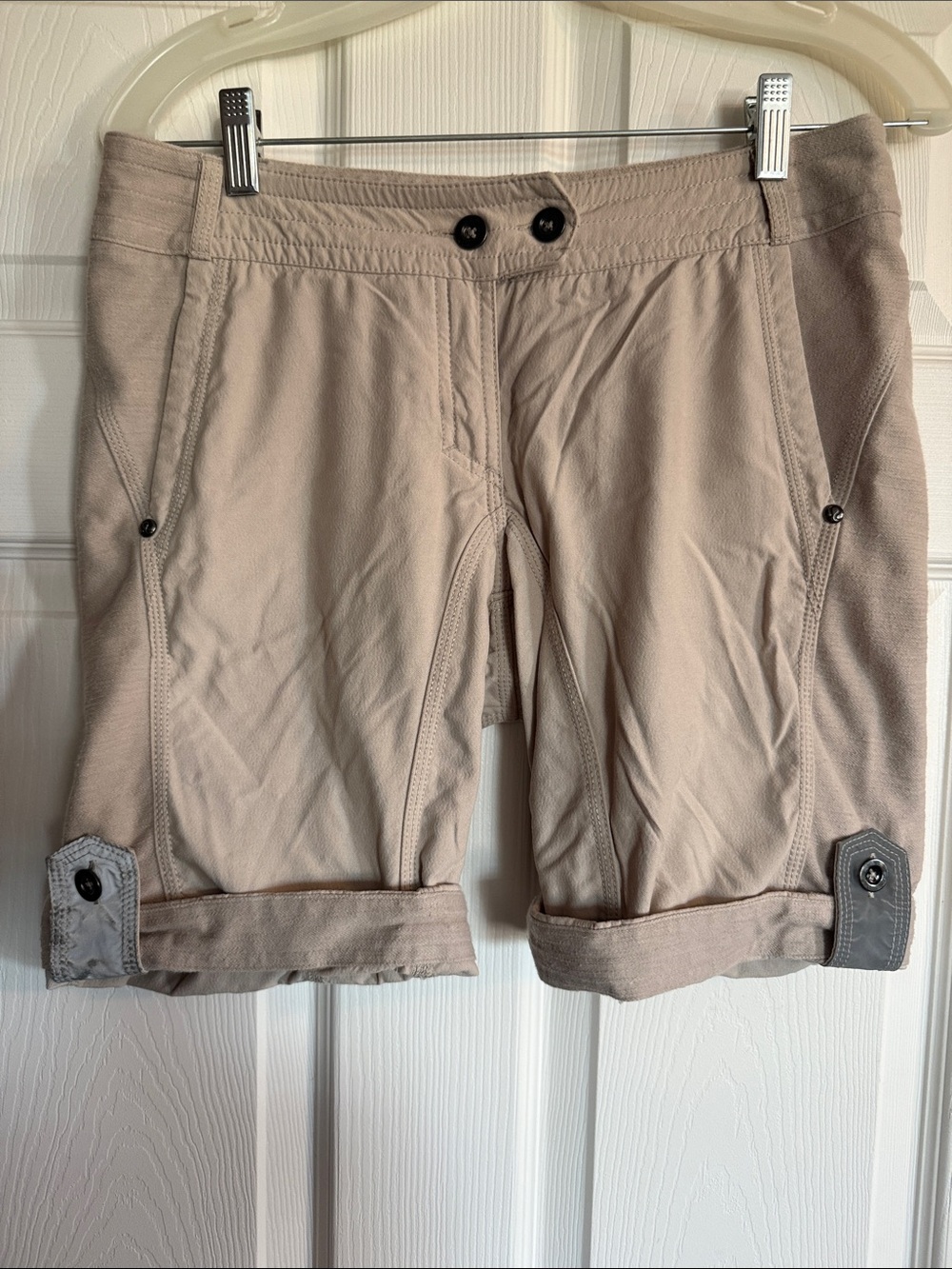 lululemon athletica Beige Roll-Cuff Bermuda Shorts